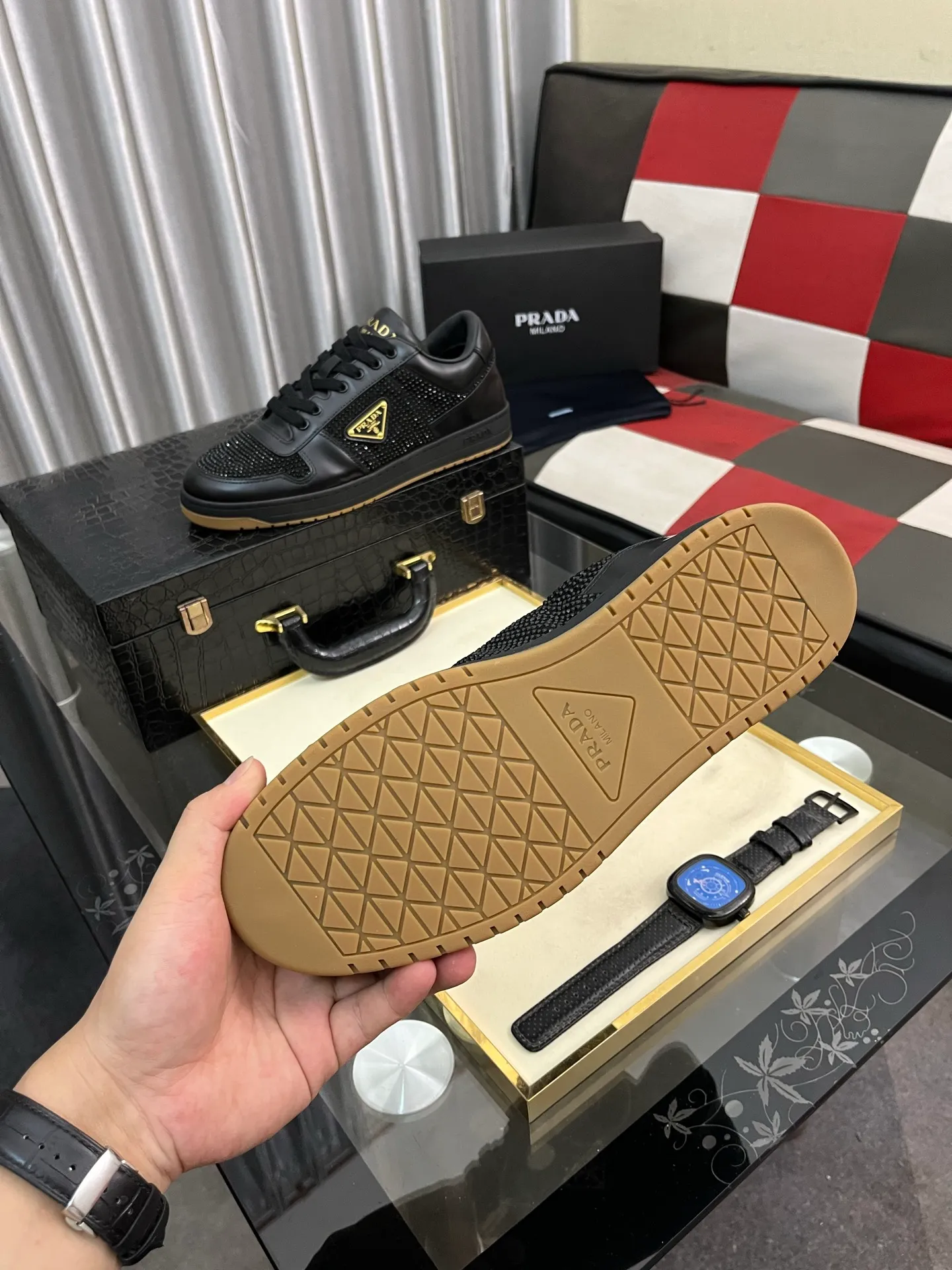 Men's shoes 💰680⌚️⌚️【PRADA】Prada - high-end quality original order 🔍🔍🔍casual sports shoes - Upper: 🔝 Nappa calfskin, perforated calfskin, shoe body sewn brand metal fasteners, tongue screen-printed high frequency brand logo - Lining: water-dyed cowhide - Outsole: ultra-light TPU foam rubber; two-color molded outsole -Ultra-high quality control and fine workmanship: outstanding (high-end, extravagance, class) -Size: 38-44 (45, can be customized)